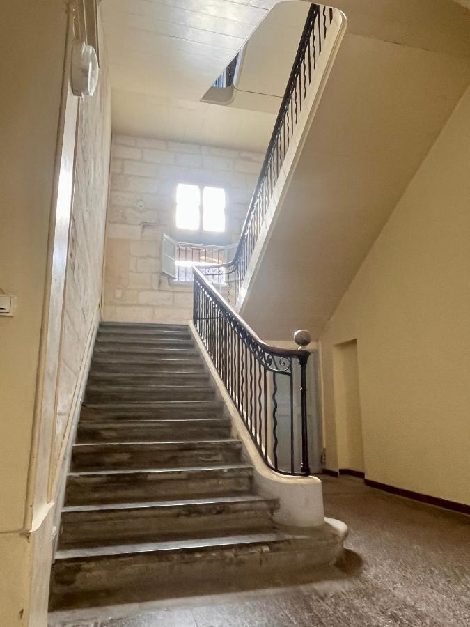 Appartement Belle-Vue Beaucaire  Dış mekan fotoğraf